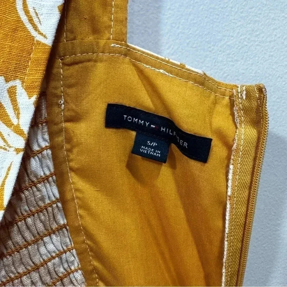 Tommy Hilfiger Yellow Floral Print Fit & Flare Linen
Blend Dress Small - Picture 8 of 9